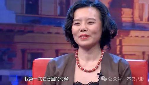 他们那么幸福恩爱，怎么突然离婚了……