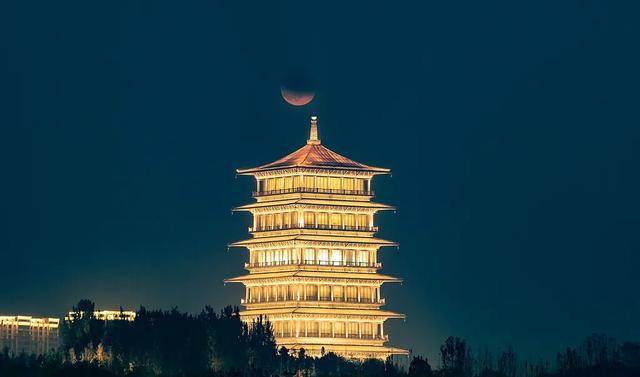 “血月”奇观来袭！今年罕见“月全食”有啥说法？
