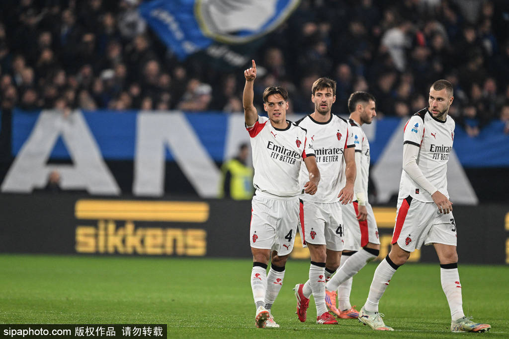 意甲-卢克曼破门莱奥半场伤退 米兰1-1亚特兰大距榜首3分