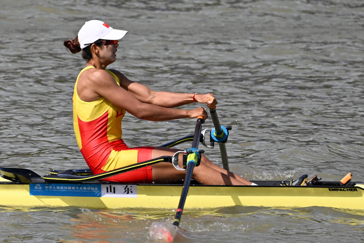 图集|十五运赛艇女子单人双桨决赛,鲁诗雨获银牌
