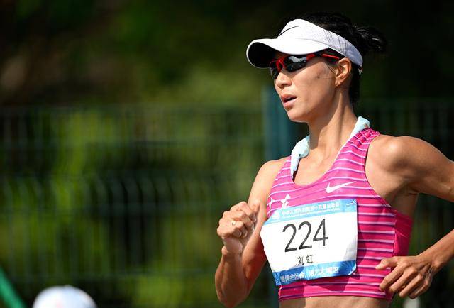 全运会丨女子20公里竞走决赛：杨家玉率先冲线