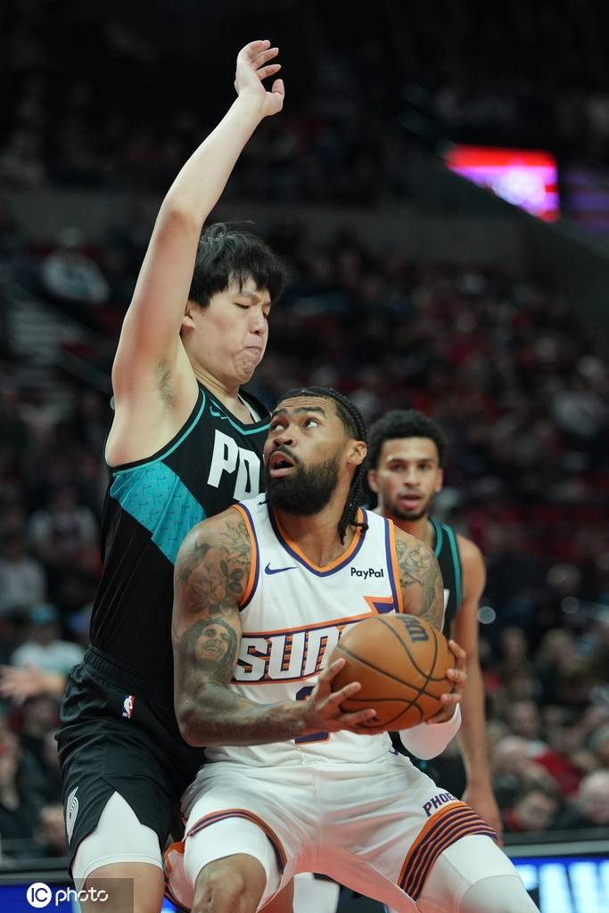 NBA生涯新高!杨瀚森9分5板3助 他值得更多出场时间!