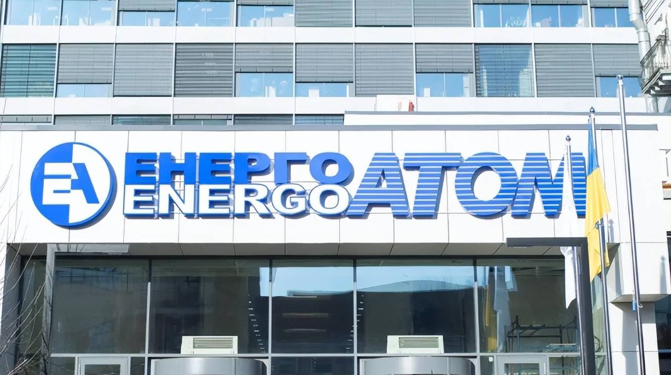 美欧对乌态度分裂!马克龙热情招待卖阵风战机,匈牙利拒援,泽连斯基内忧外患难破局?