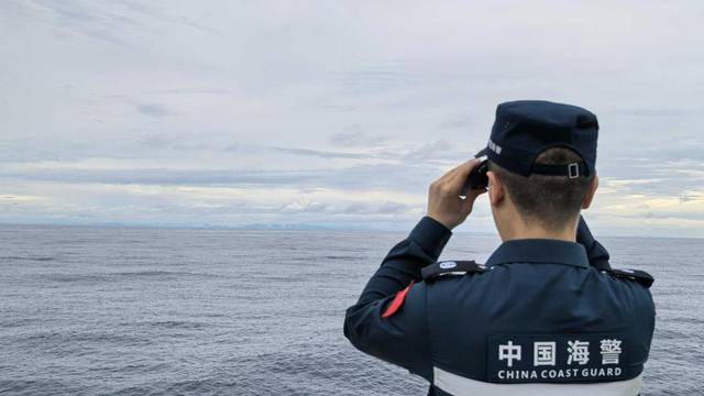 谈判刚结束，马科斯对华“下战书”，国防部：黄岩岛不属于菲律宾