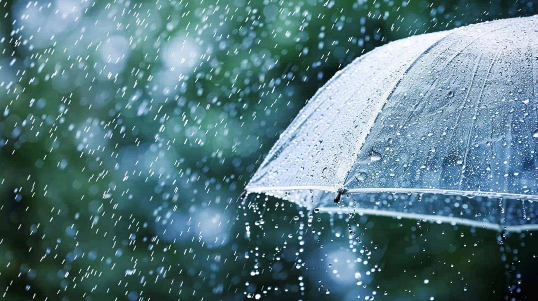 北京今夜有分散性雷阵雨，明天傍晚至13日白天强降雨来袭